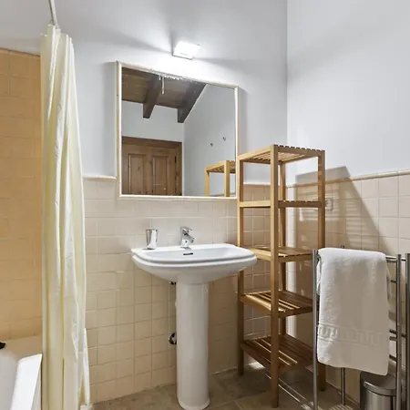 بيت للعطل La Ceriquina Nava